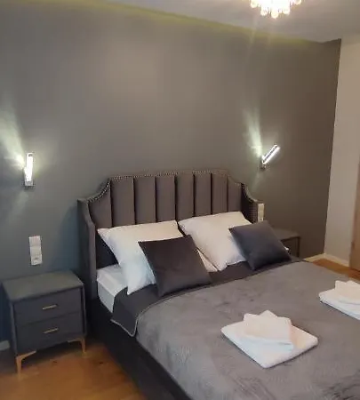 Gold Penthouse Апартаменти