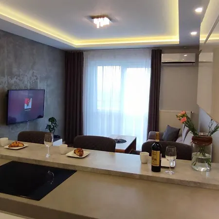 Gold Penthouse Апартаменти *